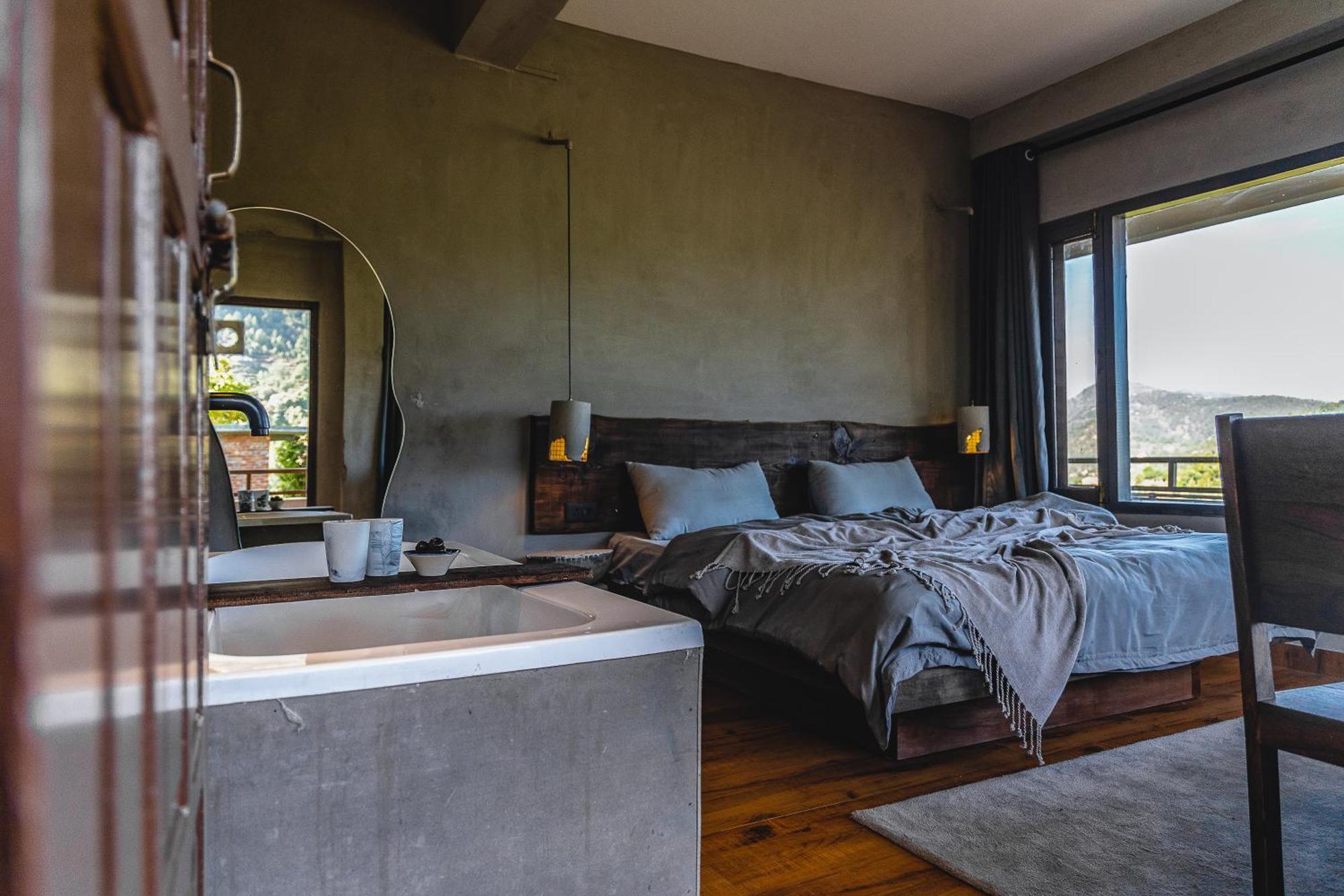 Exstasy Stays - Bathtub Rooms & Cafe - Your Romantic & Cozy Getaway - Thhpsociety - Mukteshwar Eksteriør billede